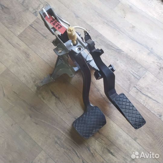 Педальный узел Volkswagen Passat B5