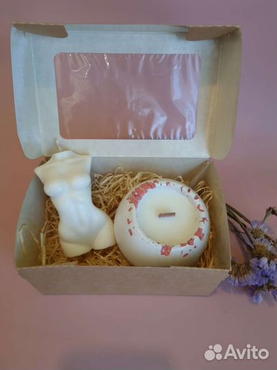 Подарочный набор свечей для женщин