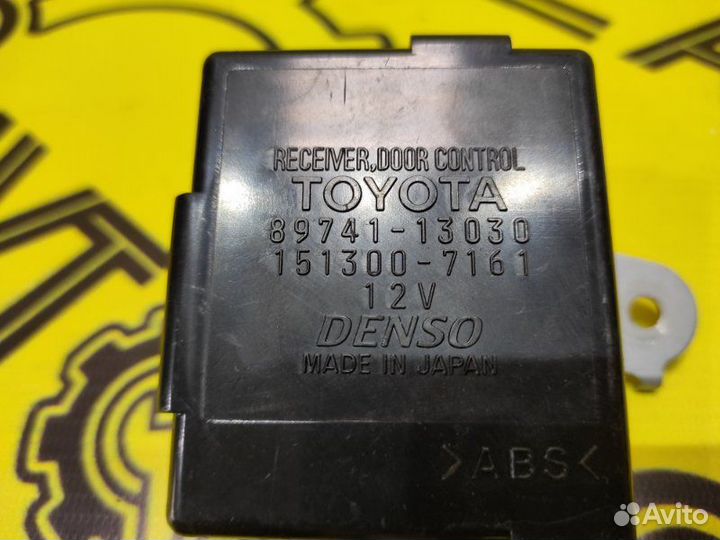 Блок управления дверьми Toyota Corolla Runx NZE121