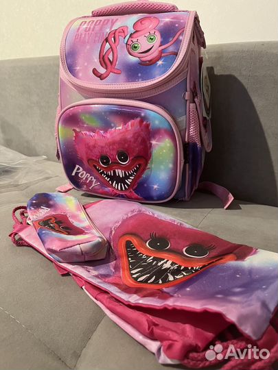 Школьный рюкзак с ортопедической спинкой