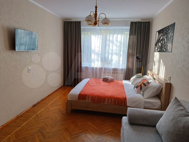1-к. квартира, 38 м², 1/9 эт.
