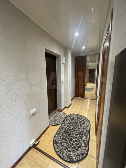 3-к. квартира, 60 м², 2/5 эт.