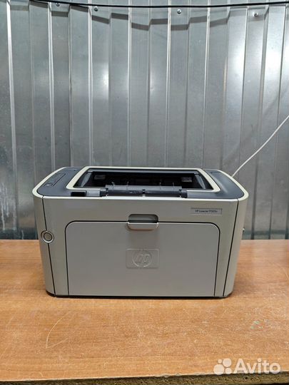 Лазерный принтер HP LaserJet P1505n (18488 стр.)