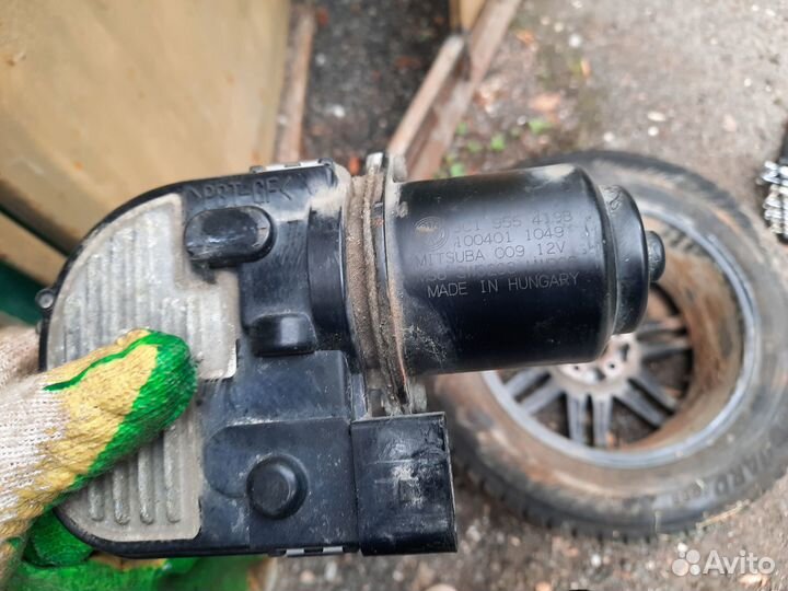 Моторчик стеклоочистителя VAG VW Passat B6 B7