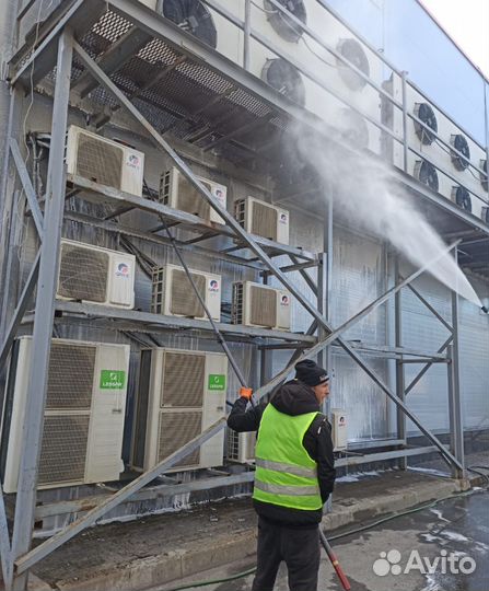 Мойка фасадов и вывесок