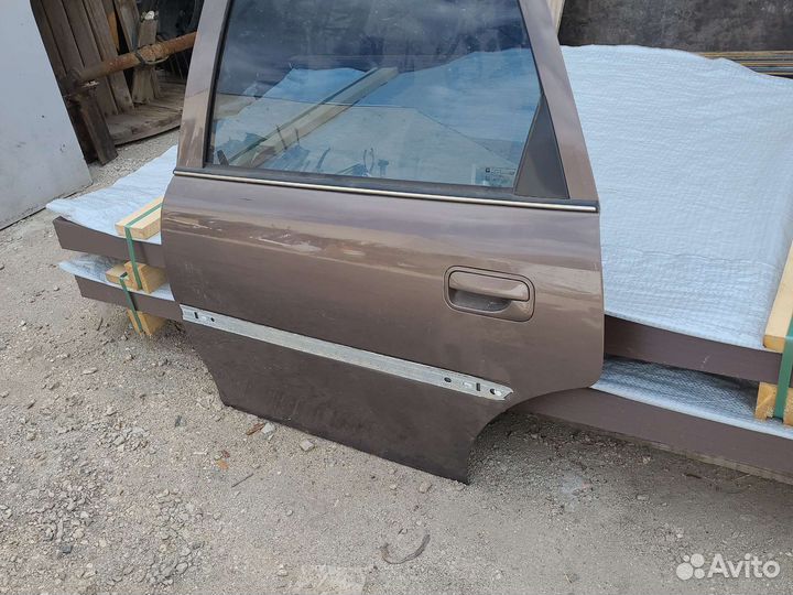 Дверь задняя левая Opel Vectra B 1995-2001 г