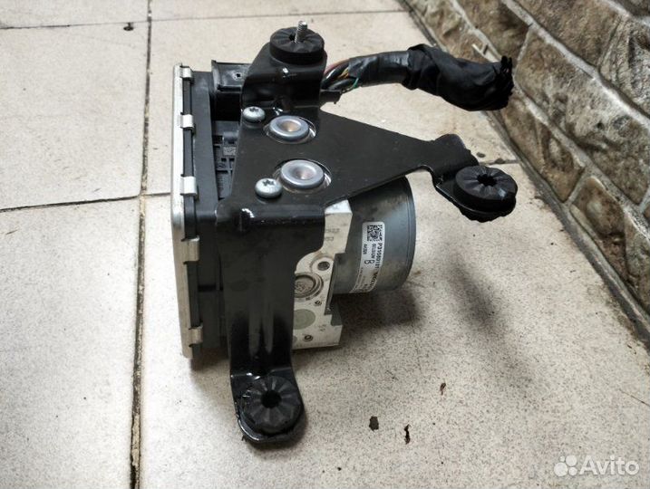 Блок управления тормозами/насос ABS Volvo XC90