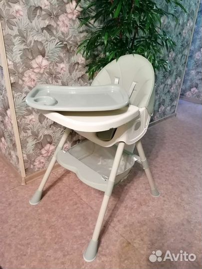 Новый стульчик для кормления Luxmom Q2 (фисташка)