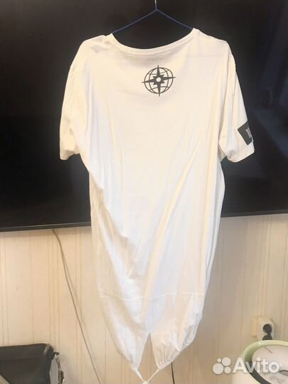 Удлиненная футболка