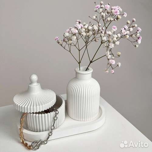 Ваза и шкатулка