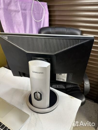 Монитор Samsung 940 bw 19 дюймов