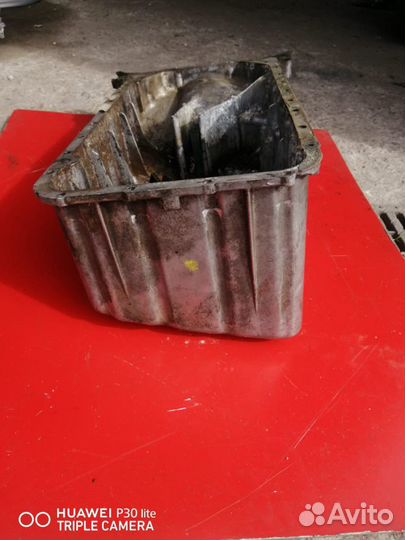 Поддон картера Мерседес Спринтер 2.3D