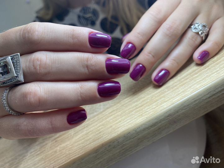 Модель на маникюр и педикюр