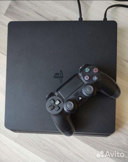 Sony PS4 slim 1tb