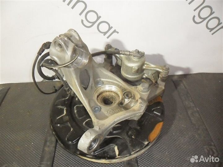 Ступица (кулак, цапфа) передняя левая Audi A3 8VS