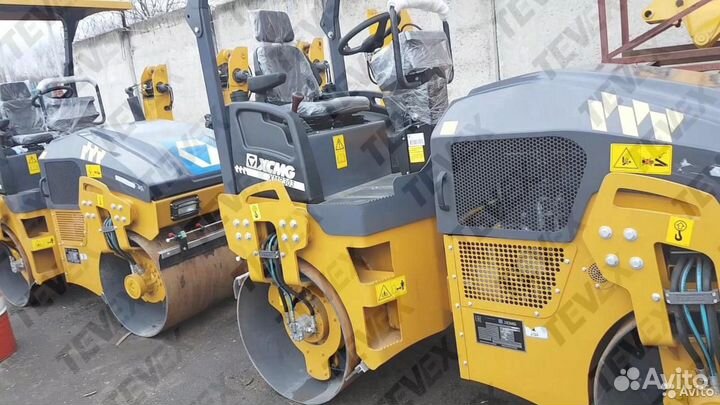 Дорожный каток XCMG XMR303, 2022