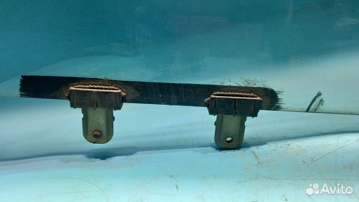 Стекло двери переднее левое для Hyundai Accent 1