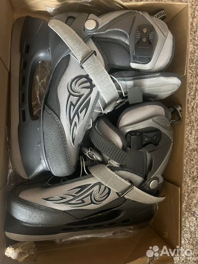 Коньки хоккейные 42 размер