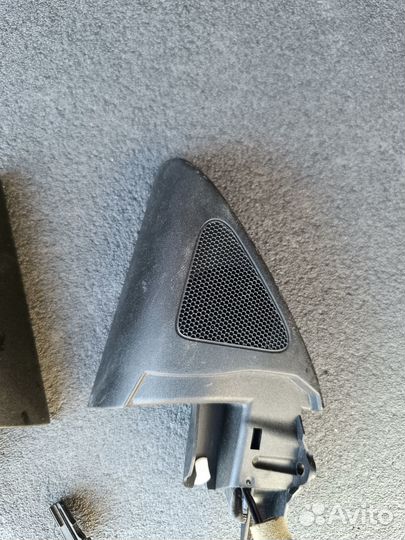 Уголок зеркала с динамиком VW Passat CC