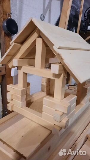 Кормушка для птиц