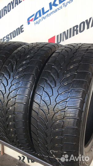 Bridgestone Blizzak LM-32 235/60 R17