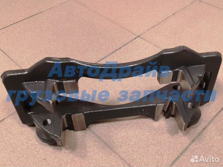 Скоба суппорта wabco maxx 19R для Рено Мидлум прав