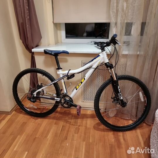 Велосипед gt avalanche 3 0