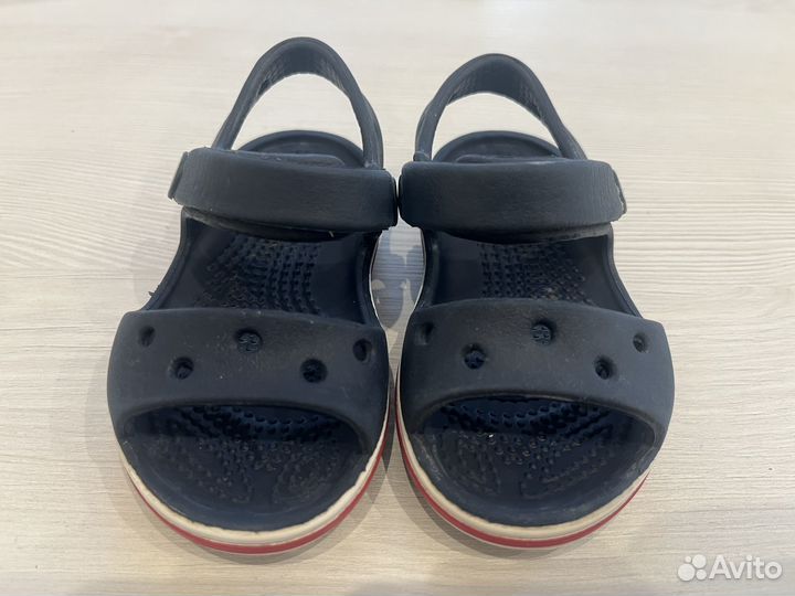 Сандалии crocs c4