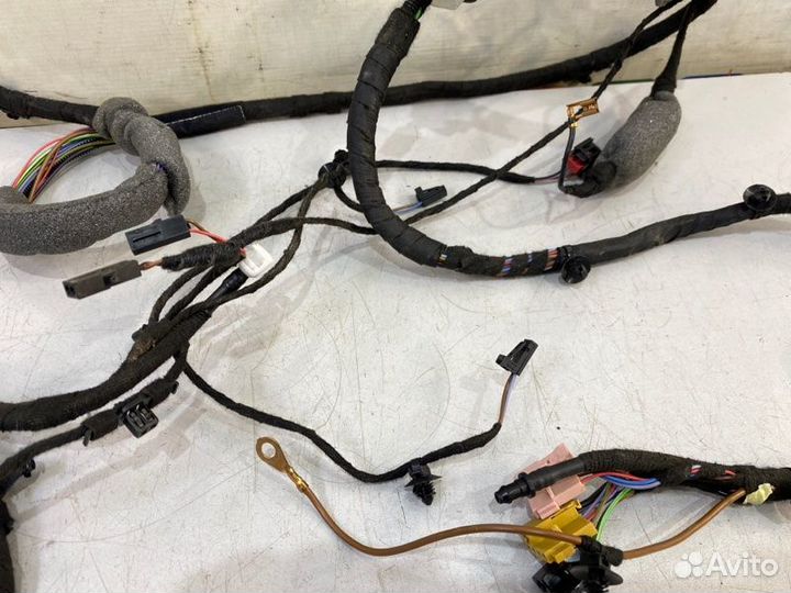 Проводка крышки багажника левая Skoda Rapid NK6