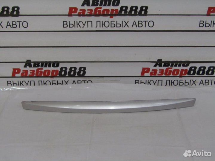 Молдинг крышки багажника Hyundai Solaris седан