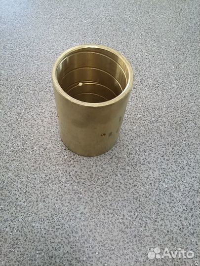 Втулка 225.51.00.00.001