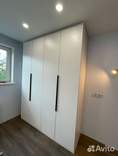 Встраиваемый шкаф