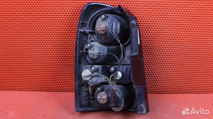 Фонарь задний правый SsangYong Rexton GAB D27DT 83