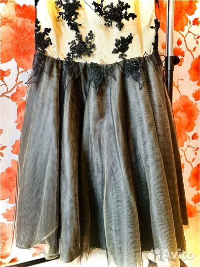 Платье шикарное вечернее Франция