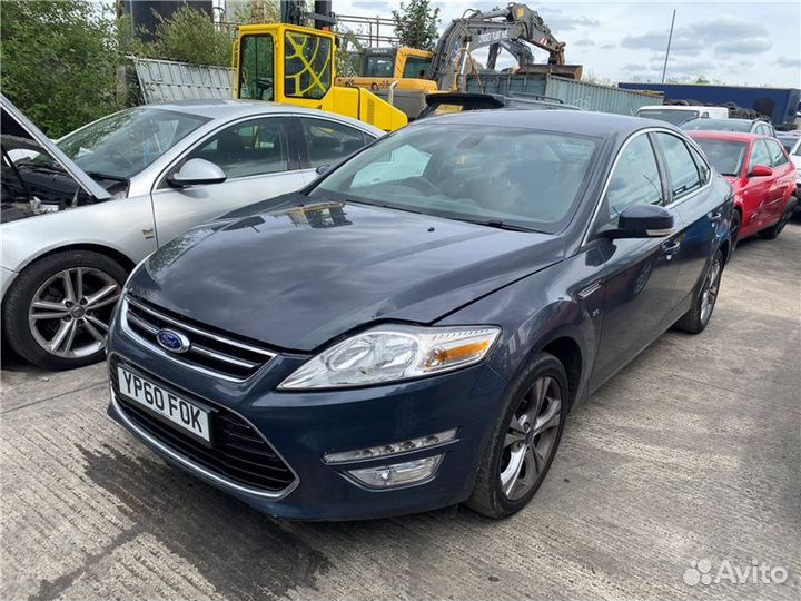 Фара противотуманная правая Ford Mondeo Iv