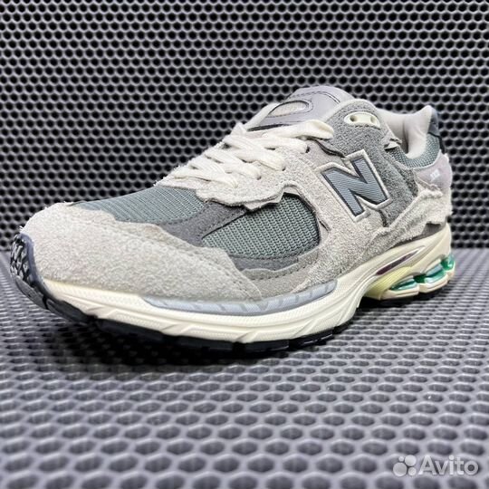 Кроссовки мужские NEW balance 2002, темно-серые