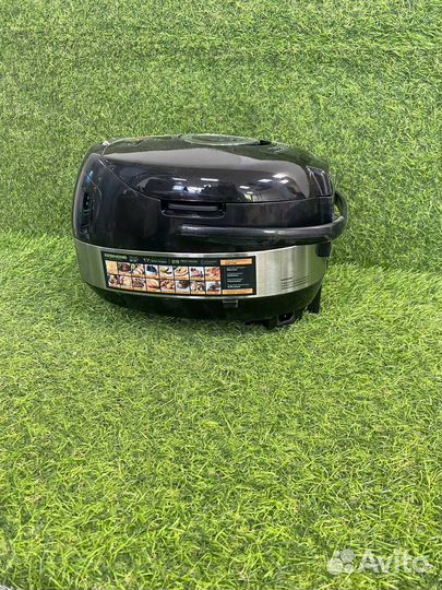 Мультиварка Redmond RMC-M90