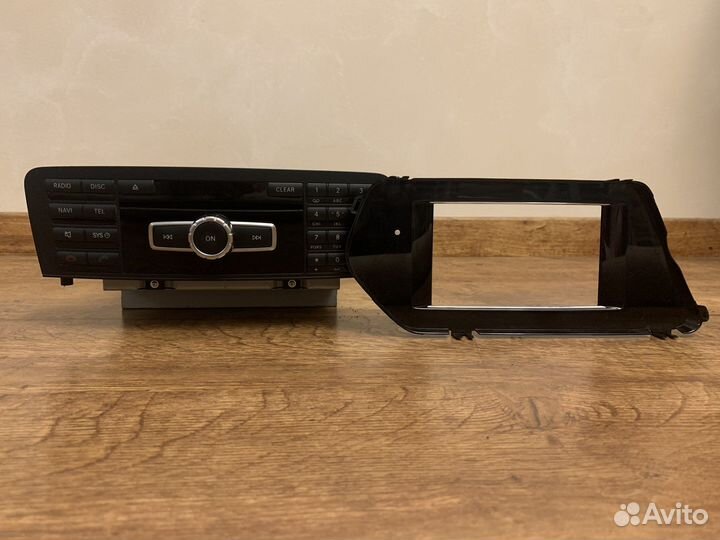 Головное устройство и рамка для Мерседес