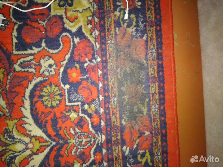 Ковры и паласы бу 1,5 на 2.2