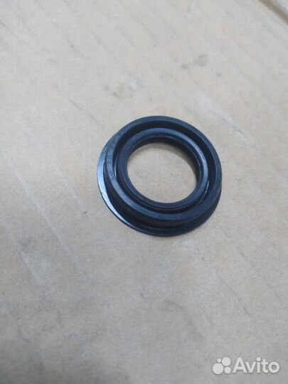 Правый сальник коленвала Yamaha Jog Axis 50/90