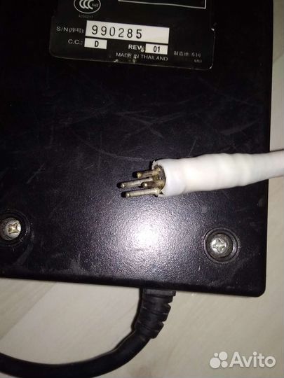 Блок питания, адаптер для ноутбука