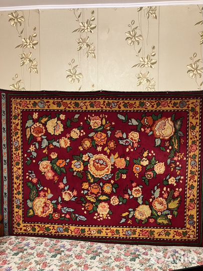 Ковер шерстяной ручной работы