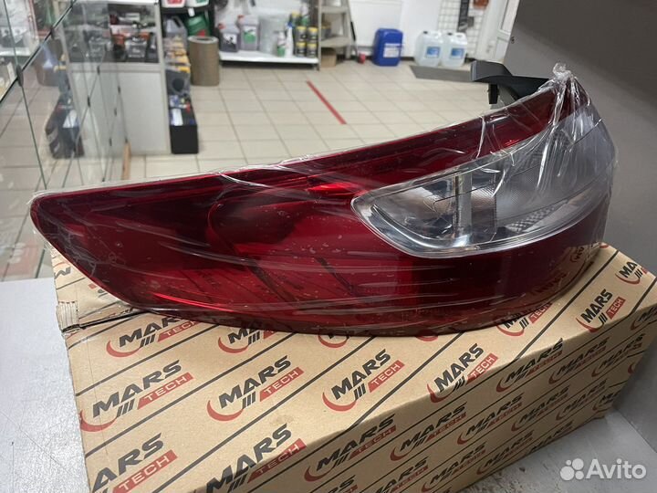 Фонарь задний Renault Fluence с 2010