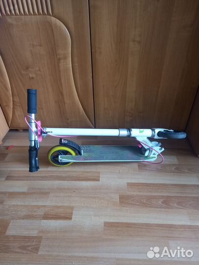 Самокат детский двухколесный для девочки