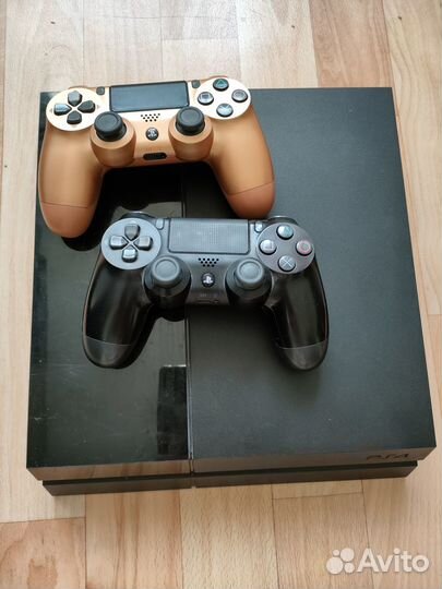 Sony playstation 4 с играми и 2 джойстиками