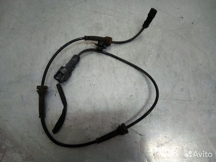 Датчик абс (ABS) передний Renault Megane 2 1.6