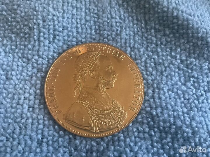 Золотая монета 986 пр.4 дуката 1915