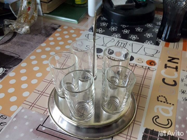 Подставка с рюмками стаканами стопками (5 шт)