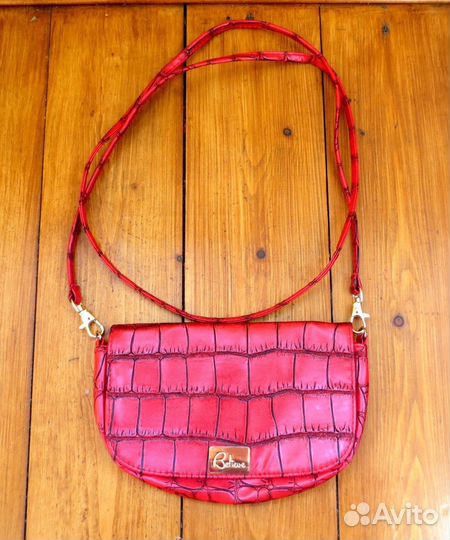 Сумка женская от Avon