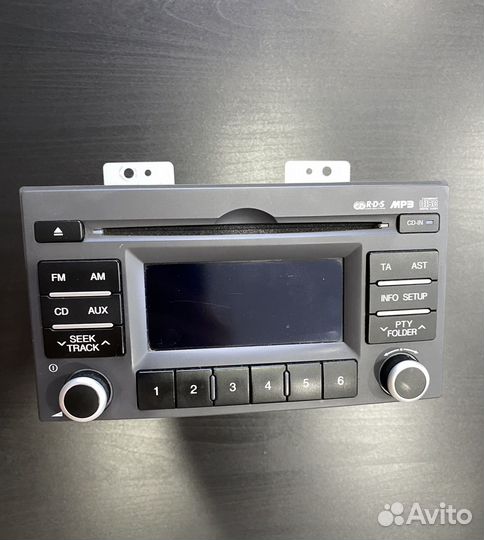 Штатная магнитола kia rio 2 jb с рамкой